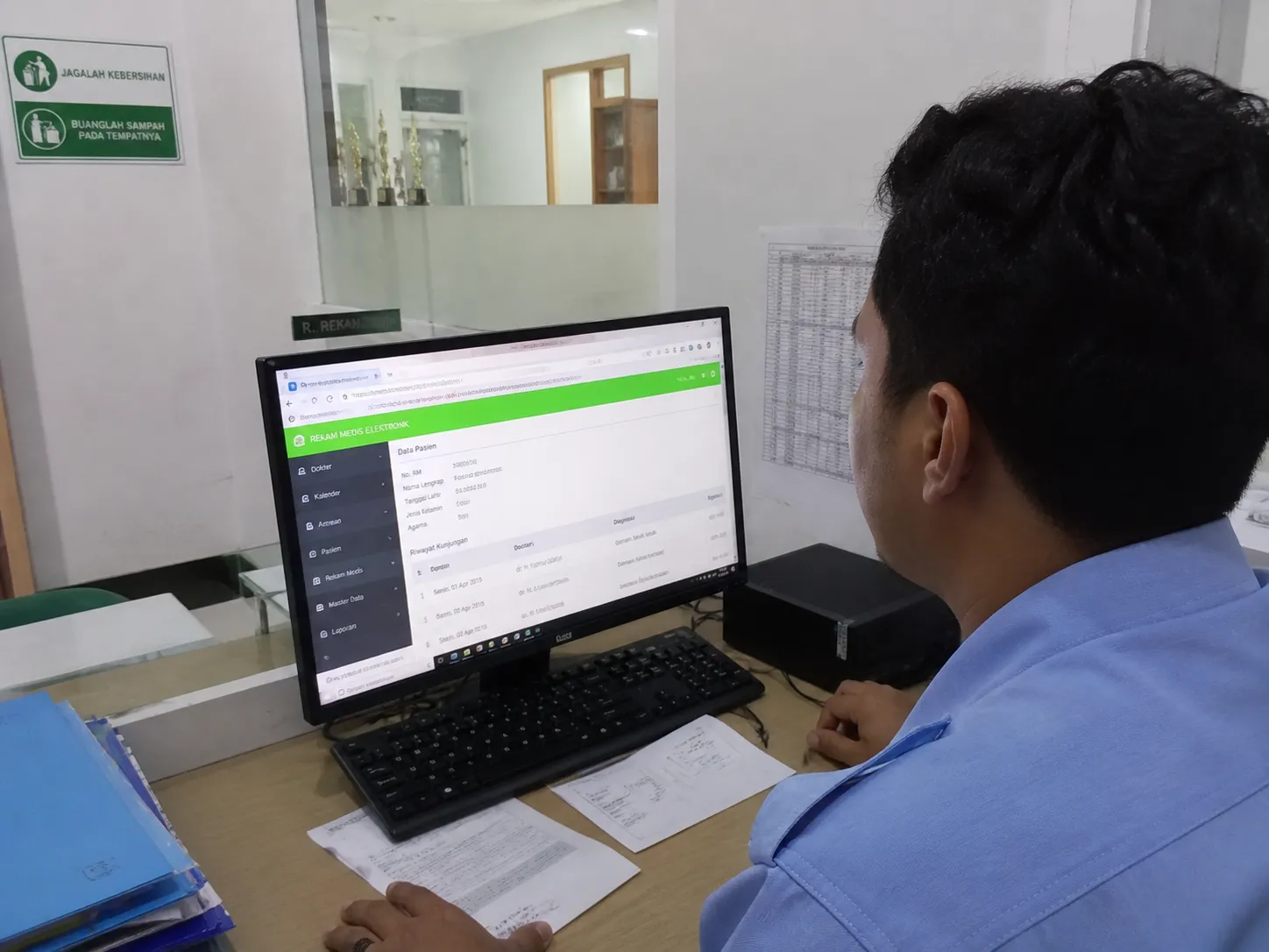 Analisis Data Keuangan