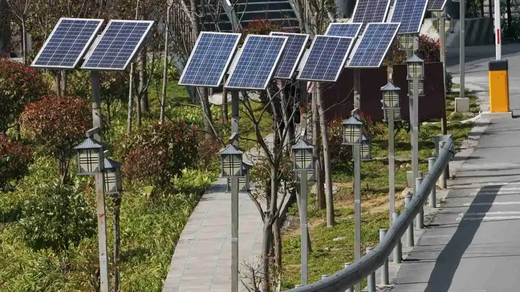 Lampu Taman Tenaga Surya